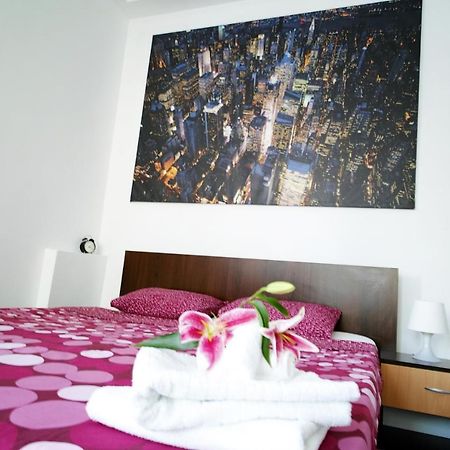 דירות בוקרשט Luxury Apartament מראה חיצוני תמונה