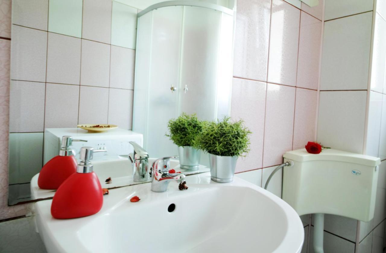 דירות בוקרשט Luxury Apartament מראה חיצוני תמונה