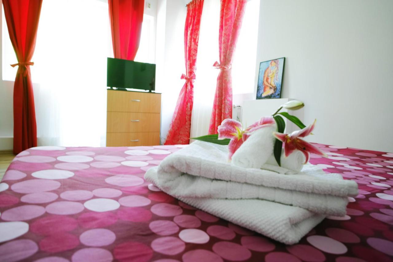 דירות בוקרשט Luxury Apartament מראה חיצוני תמונה